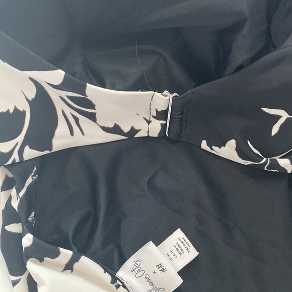 🖤Johanna Ortiz Swimsuit🖤 - Picture 7 of 10